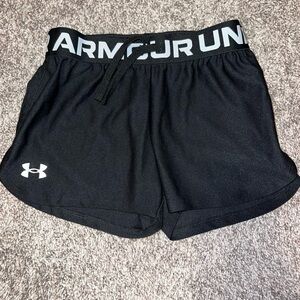 Under Armour Girls Black Shorts Size Small